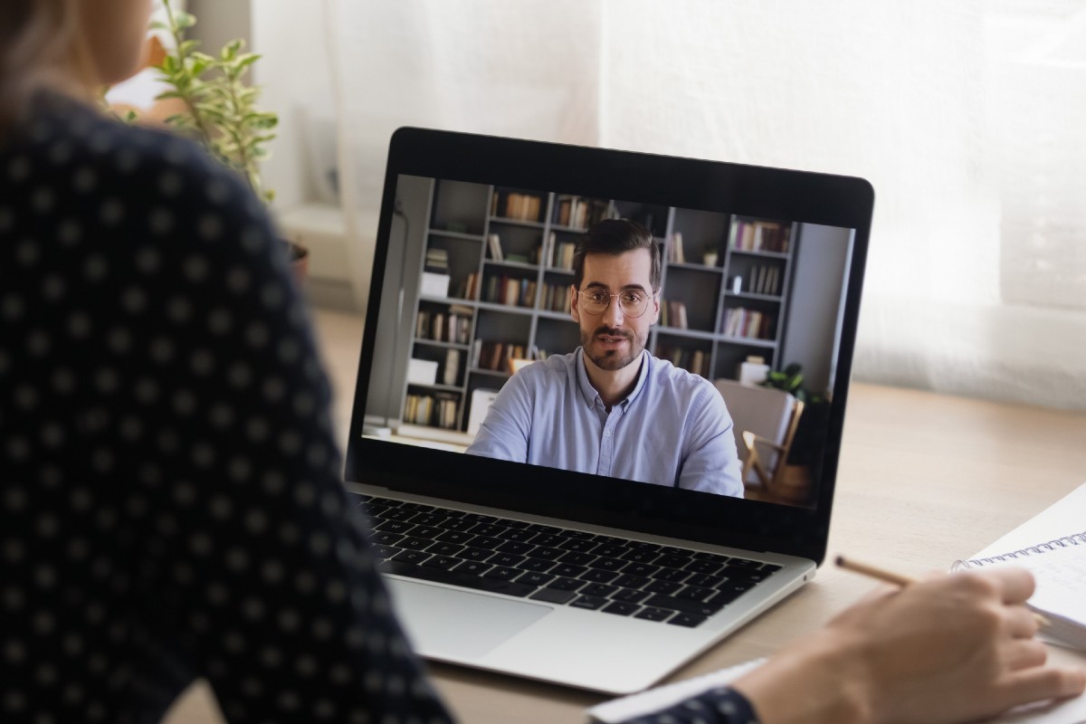 Lawyers Plus helps clients find a remote lawyer Lawyers Plus helps clients find a remote lawyer